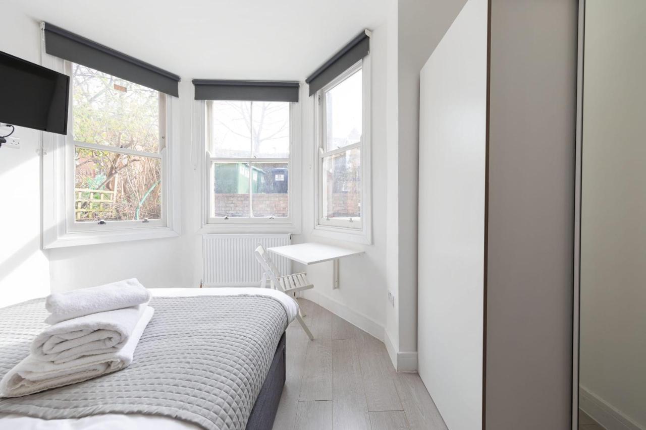 Lovely Private Room And Shower At Anson Hotel London Ngoại thất bức ảnh